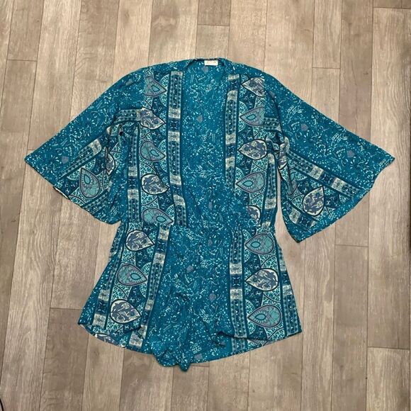 Womens Elan Paisley V-Neck Kimonos Sleeve Faux Wrap Romper‎ - Picture 1 of 7